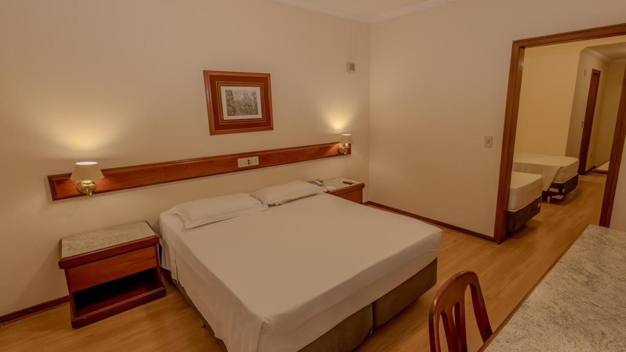 Lizon Curitiba Hotel Екстериор снимка