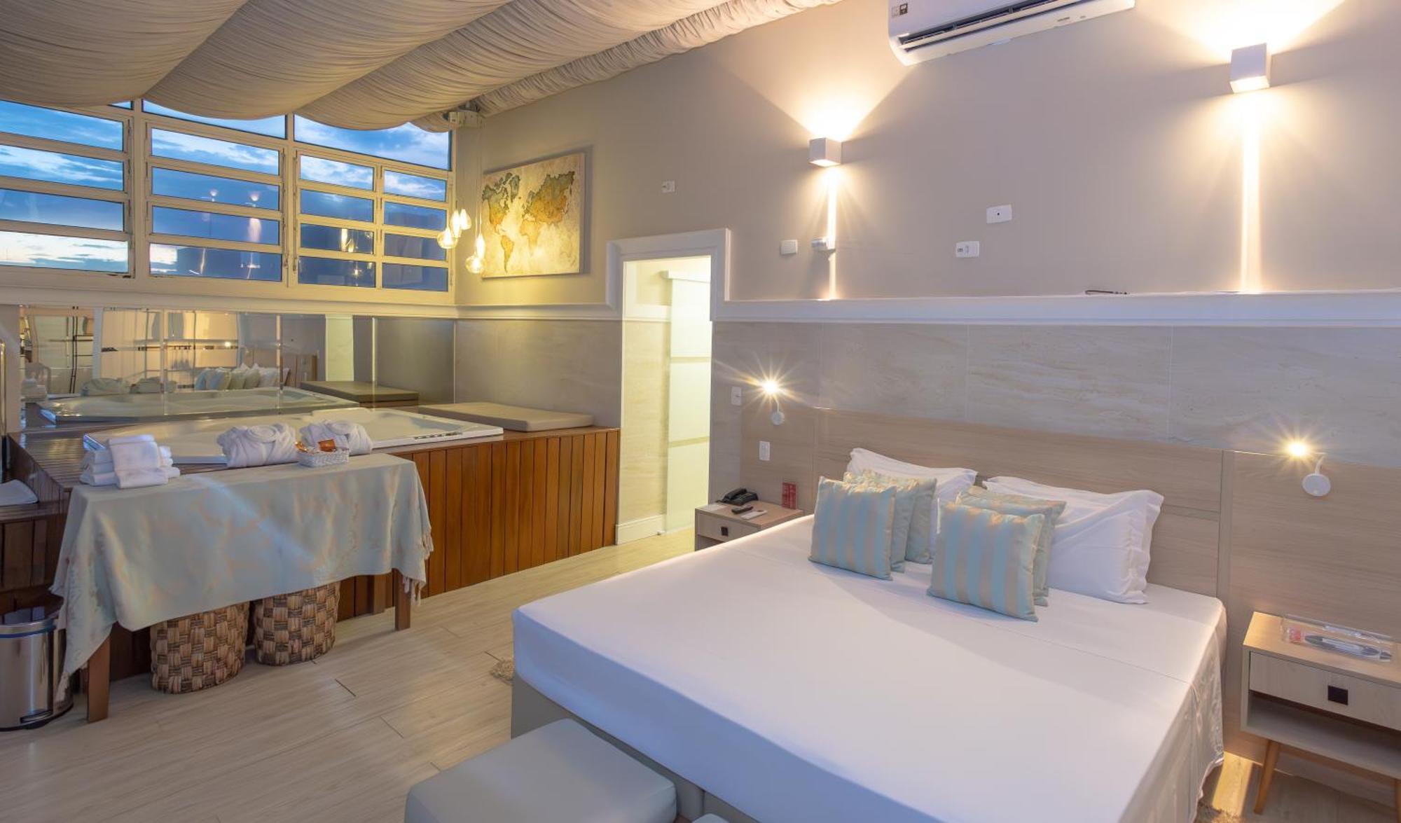 Lizon Curitiba Hotel Екстериор снимка