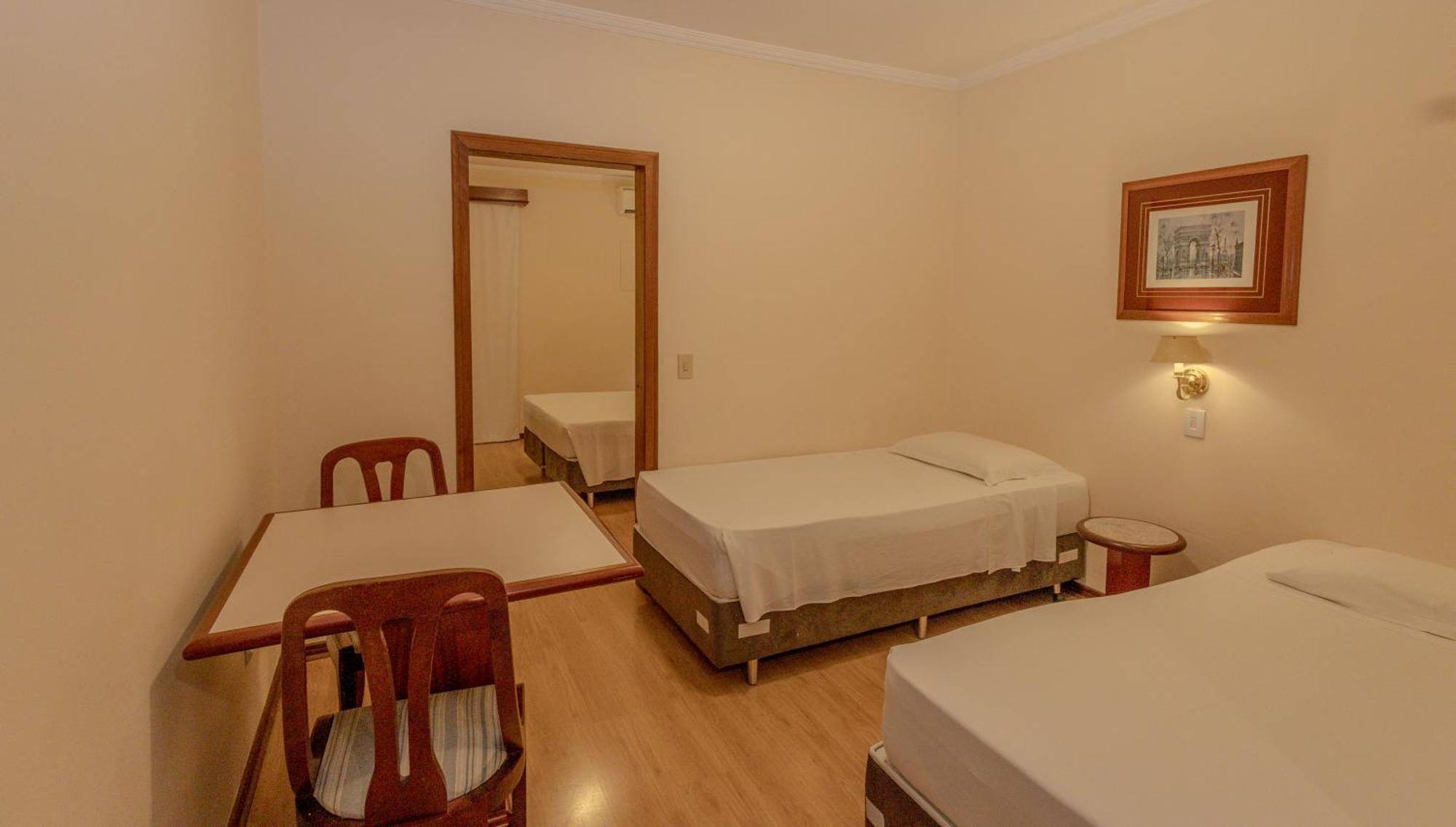 Lizon Curitiba Hotel Екстериор снимка