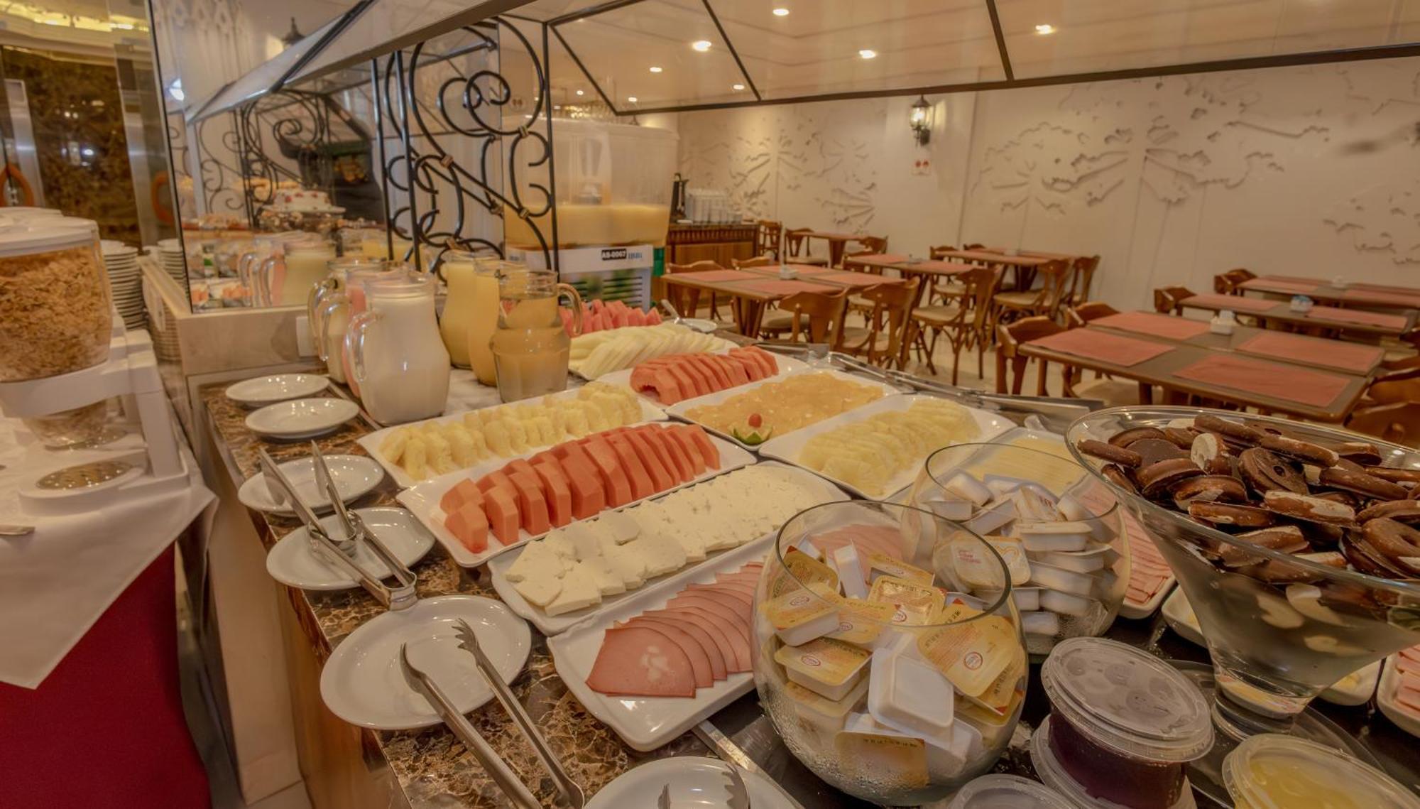 Lizon Curitiba Hotel Екстериор снимка