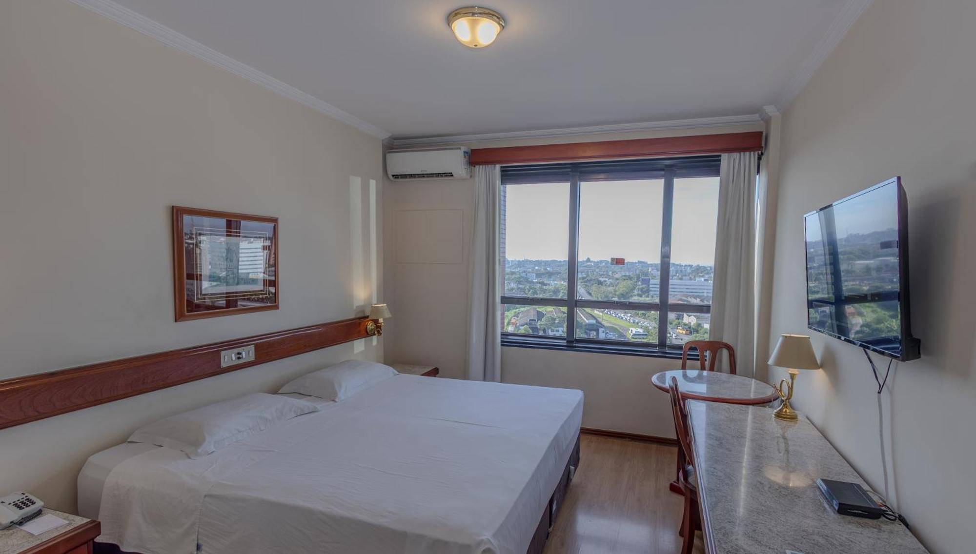 Lizon Curitiba Hotel Екстериор снимка