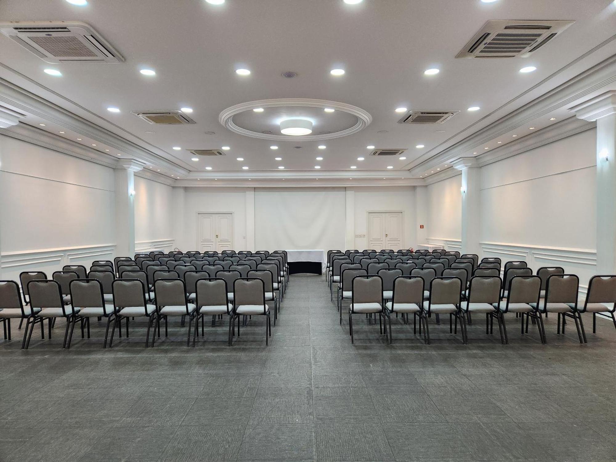 Lizon Curitiba Hotel Екстериор снимка